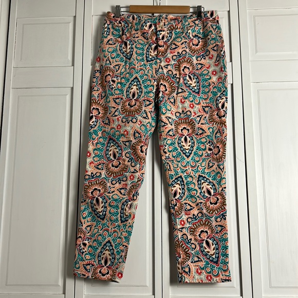 Chico's Pants - Chico’s The SO Slimming Girlfriend Ankle Paisley Printed Denim Jean GUC Size: 2R